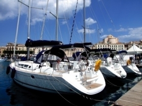 RITIRO E CONSEGNA BIANCHERIA BARCHE E YACHT - Lavanderia Lavarapido Palermo